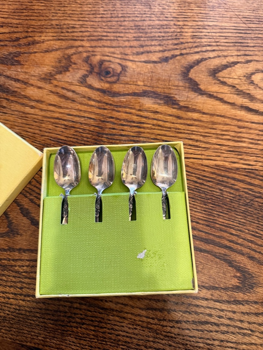 Vintage set of 4 coffee spoons